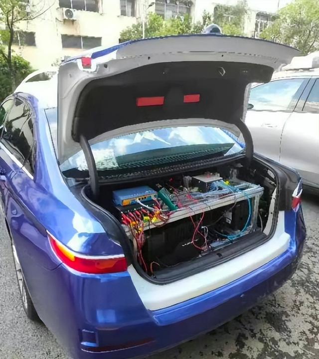 小米自動(dòng)駕駛測(cè)試汽車(chē)中的G810